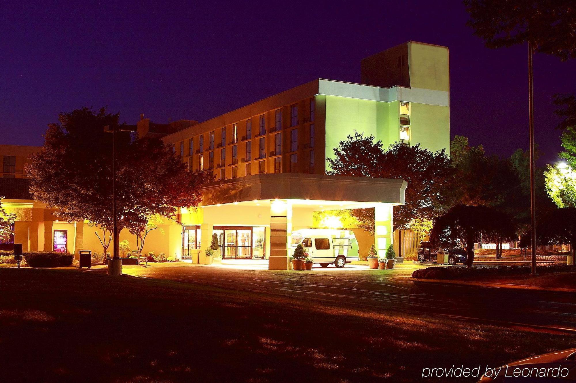Magnuson Grand & Conference Center Somerset-Bridgewater Εξωτερικό φωτογραφία